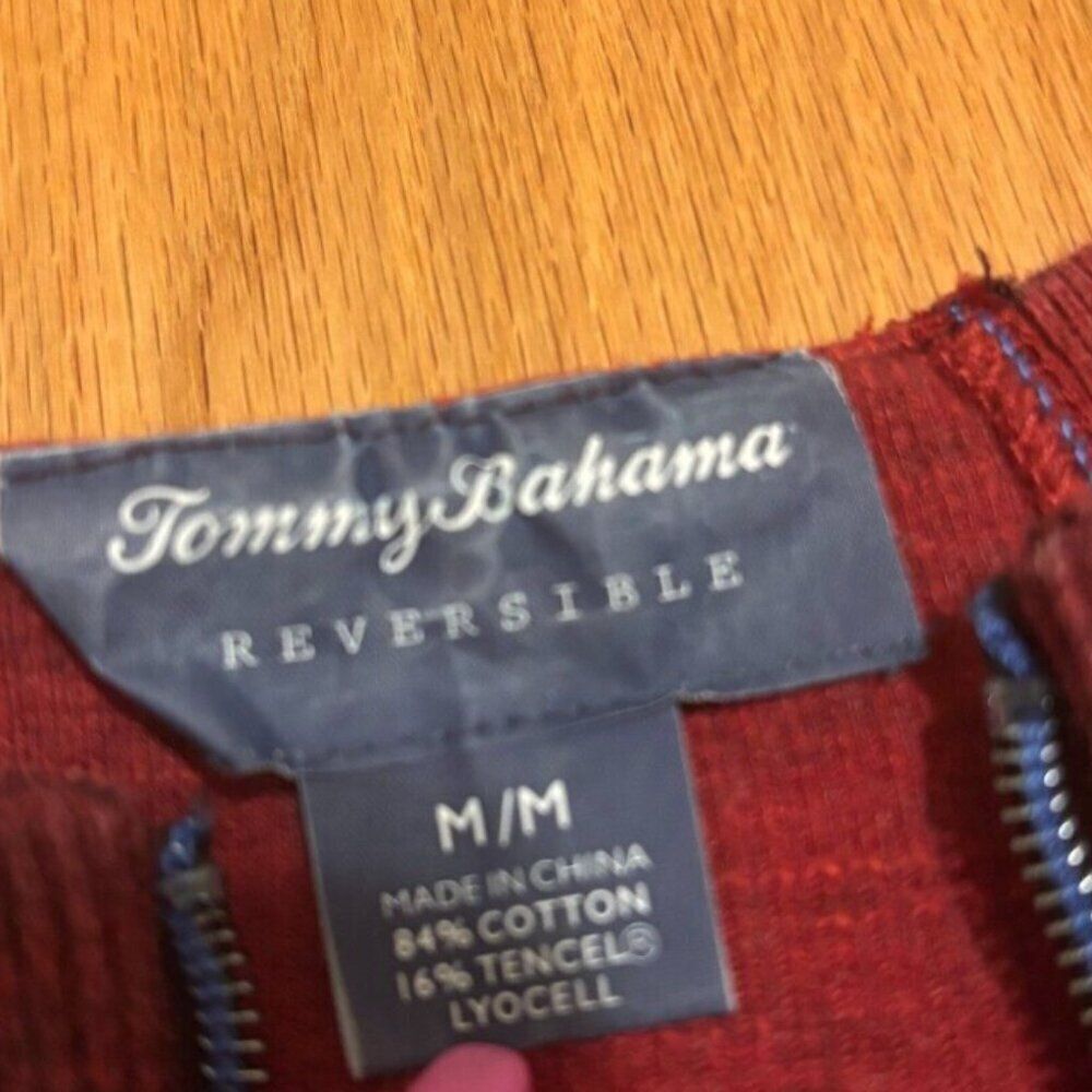 Tommy Bahama Men’s Reversible Flipshore Half Zip Sweater Sz M - Burgundy - Picture 3 of 7